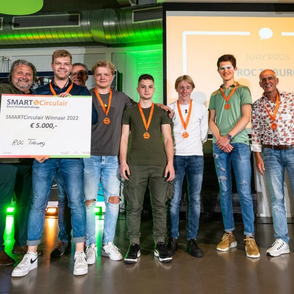 Studententeam ROC Tilburg wint SMARTCirculair Bouw OntwerpChallenge 2022